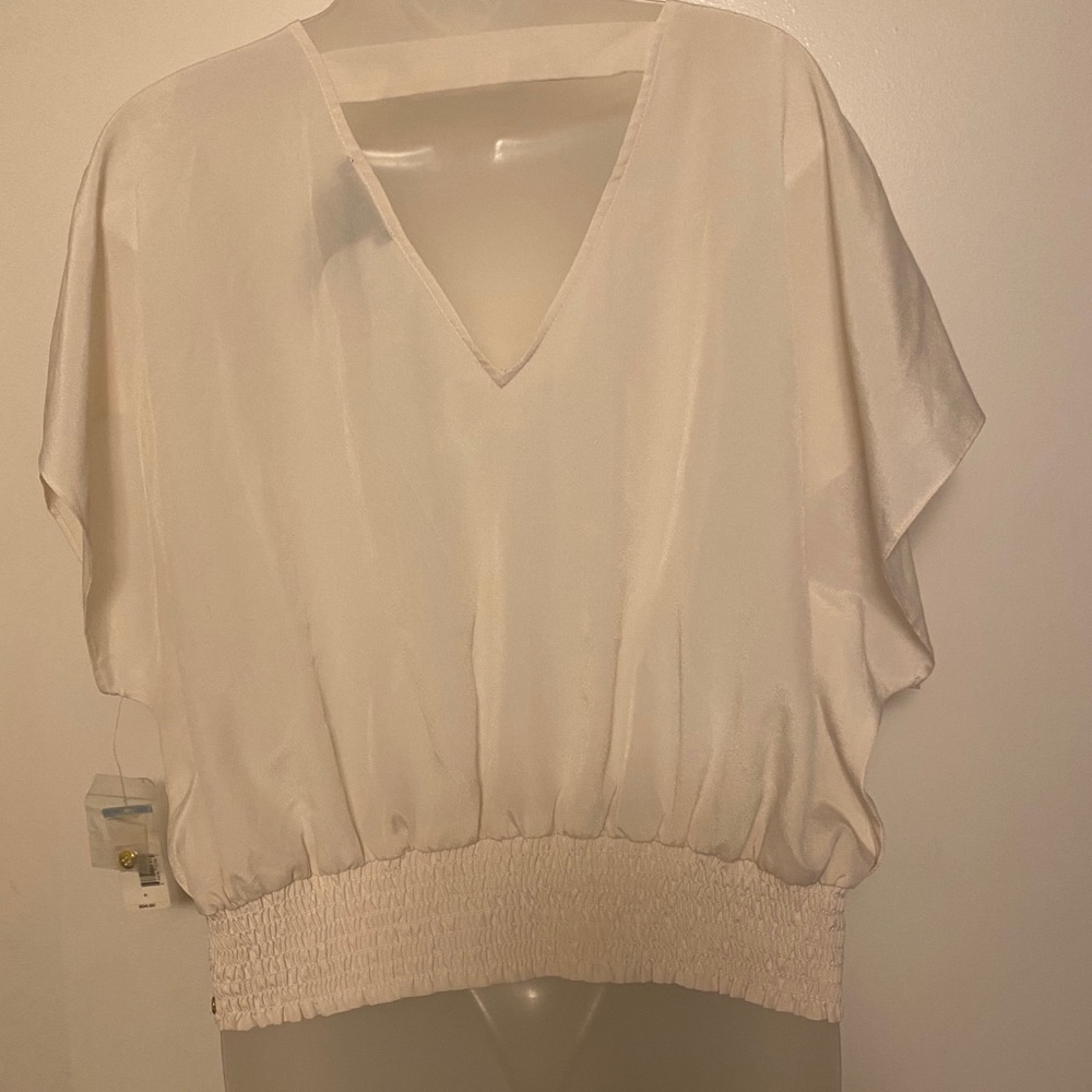 Ivory Blouse - Picture 4 of 4